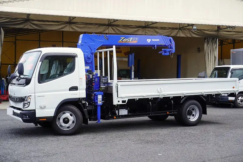 三菱 キャンター 小型 クレーン付 4段 ラジコン の中古トラック【車両No.169195】