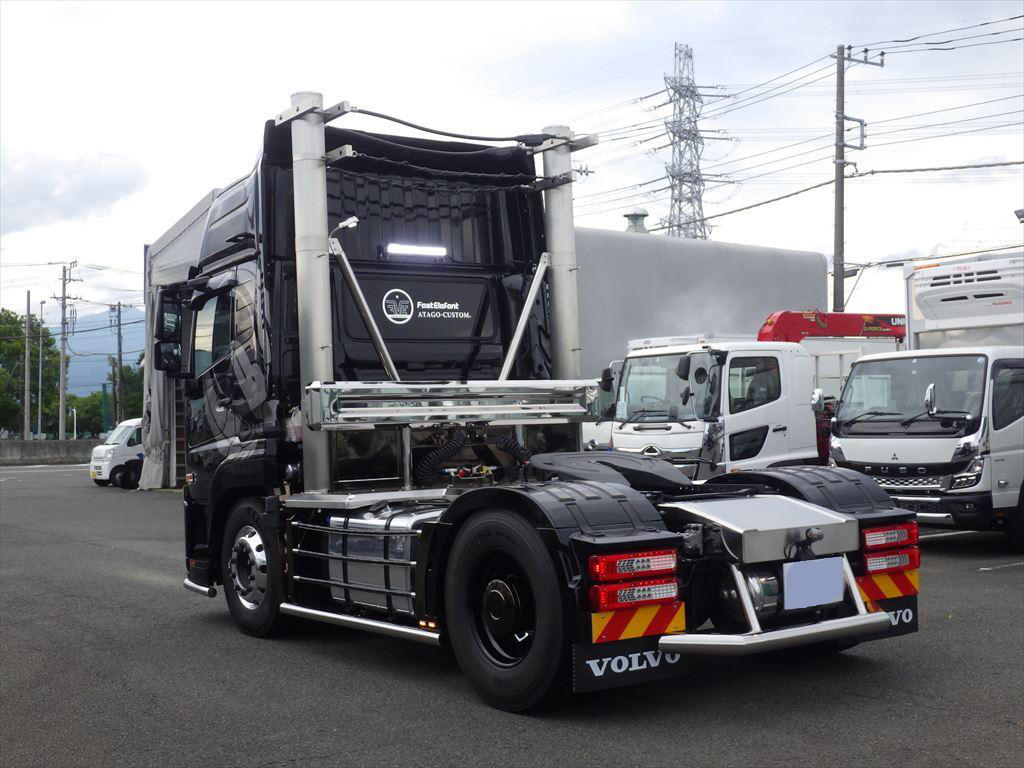 日産UD クオン 大型 トラクター ハイルーフ 1デフ｜画像4