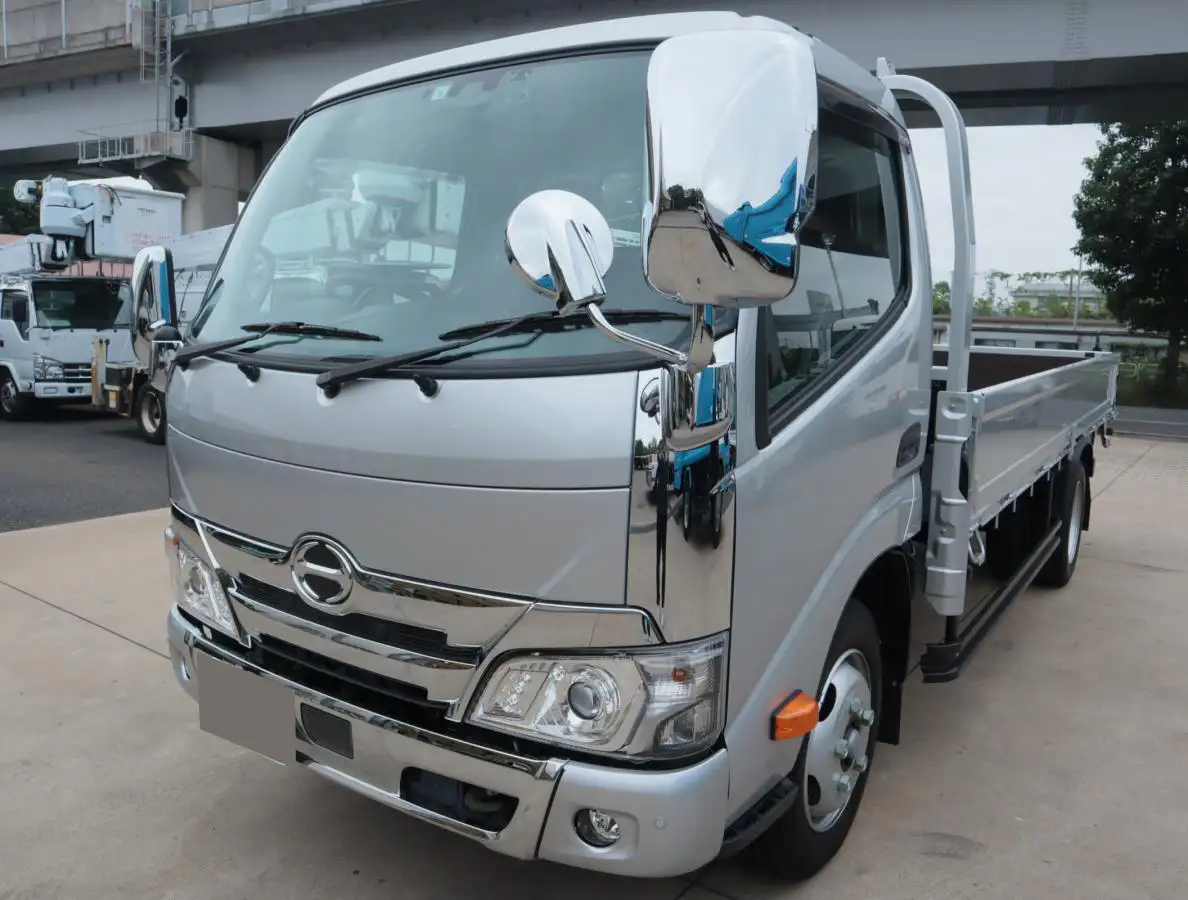 日野 デュトロ 小型 平ボディ 2RG-XZU655M R5 の中古トラック【車両No.169588】