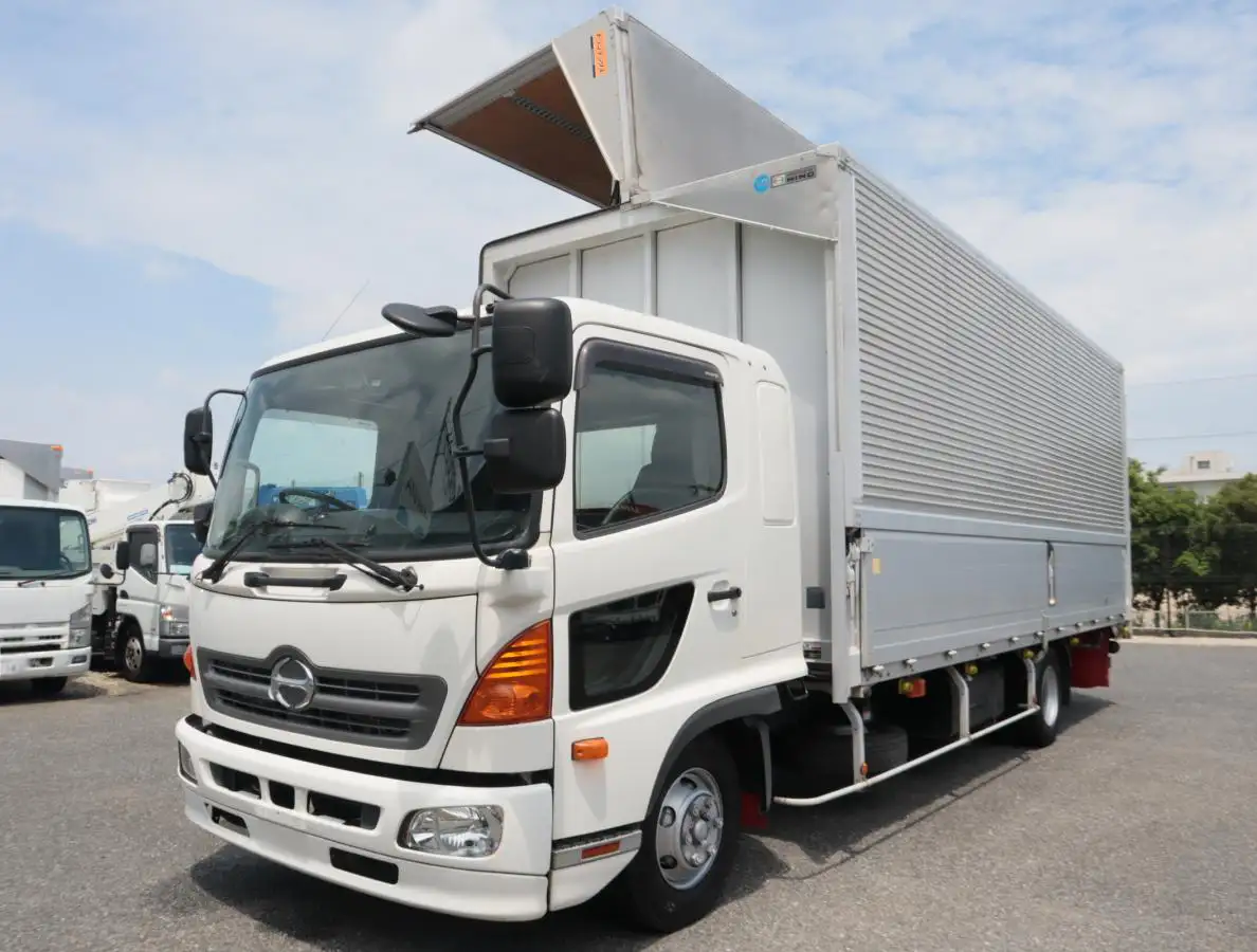 日野 レンジャー 中型/増トン ウイング エアサス ベッド の中古トラック【車両No.169579】