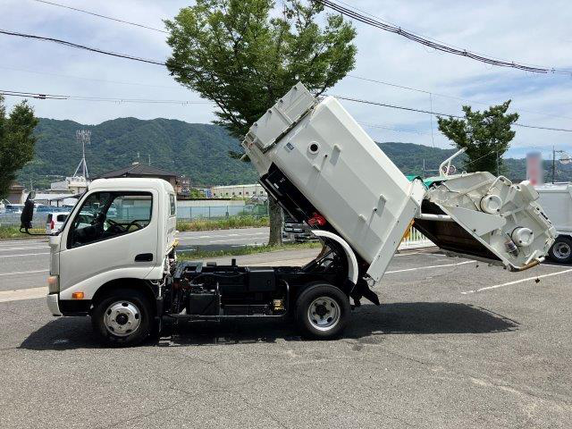 日野 デュトロ 小型 パッカー車(塵芥車) 巻き込み式 回転ダンプ式の中古トラック画像6