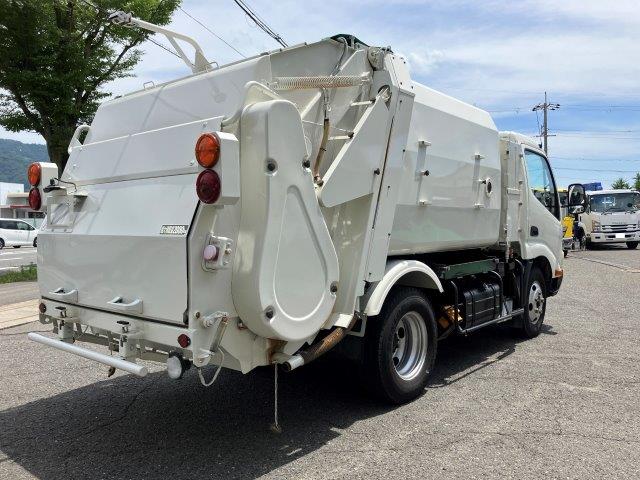 日野 デュトロ 小型 パッカー車(塵芥車) 巻き込み式 回転ダンプ式の中古トラック画像2