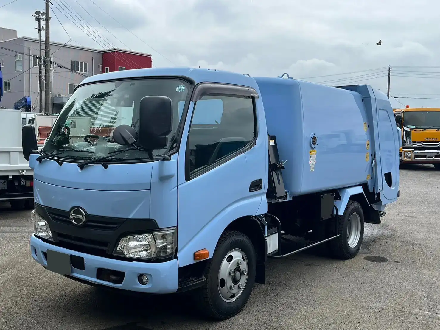 日野 デュトロ 小型 パッカー車 巻き込み式 回転ダンプ式 の中古トラック【車両No.169785】