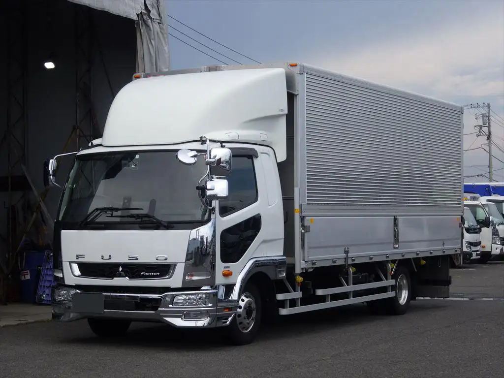 三菱 ファイター 中型/増トン ウイング エアサス ベッド の中古トラック【車両No.169881】