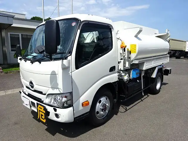 日野 デュトロ 小型 タンク車 ローリー 2KG-XZU685M の中古トラック【車両No.169936】
