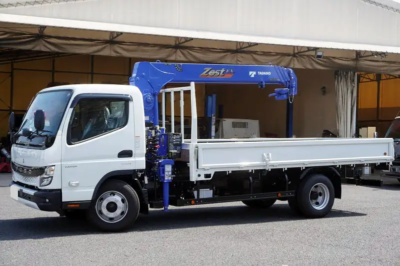 三菱 キャンター 小型 クレーン付 4段 ラジコン の中古トラック【車両No.170067】