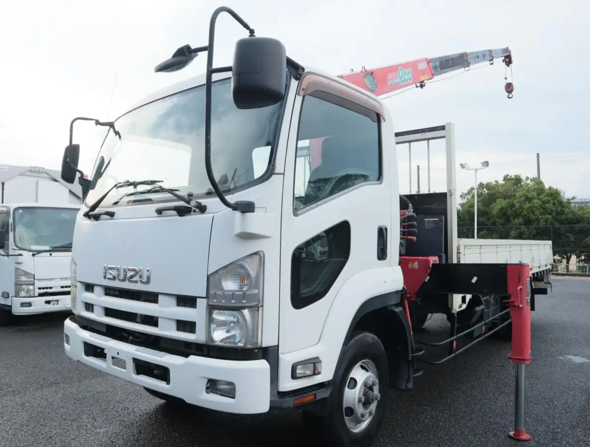 いすゞ フォワード 中型/増トン クレーン付 4段 ラジコン の中古トラック【車両No.170041】