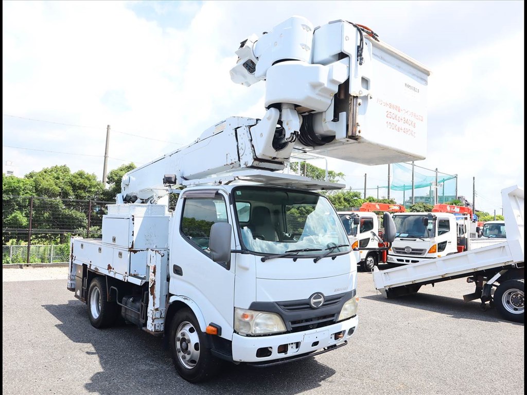 日野 デュトロ 小型 高所・建柱車 高所作業車 電工仕様の中古トラック画像2