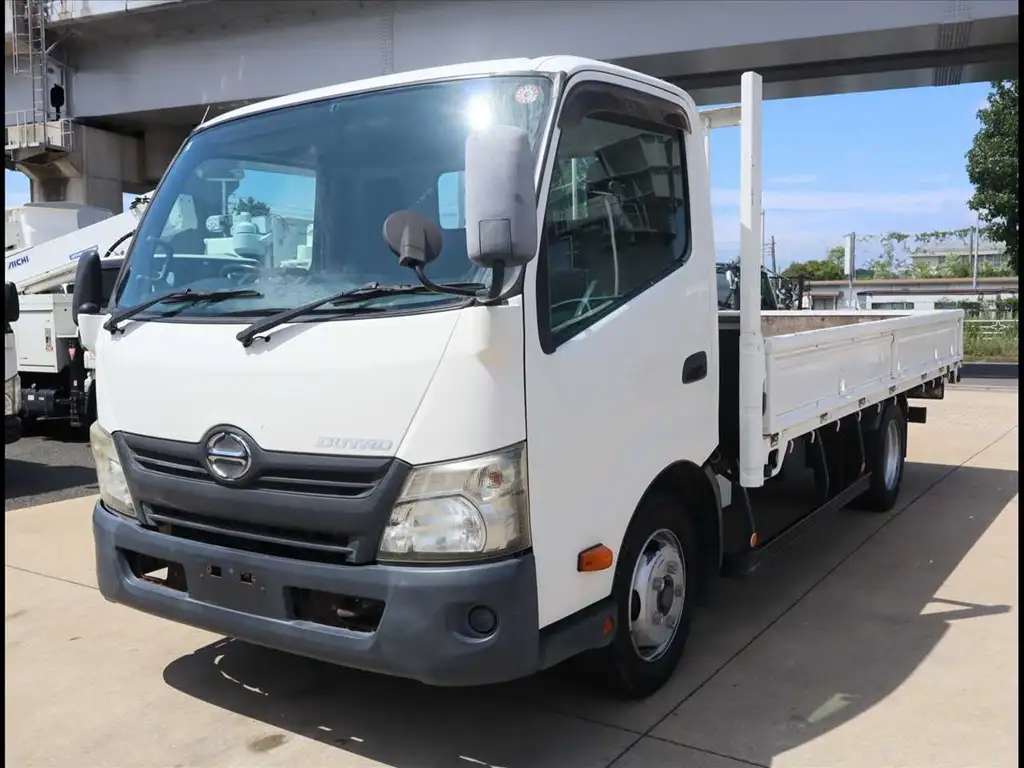 日野 デュトロ 小型 平ボディ SKG-XZC710M H23 の中古トラック【車両No.170039】
