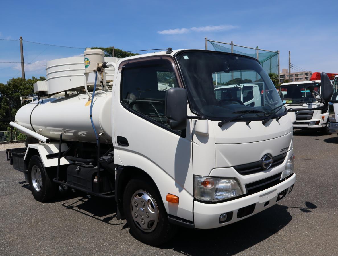 日野 デュトロ 小型 タンク車 バキューム TKG-XZU600Eの中古トラック画像2