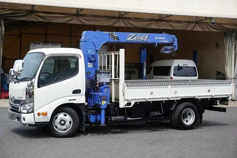 日野 デュトロ 小型 クレーン付 3段 ラジコン の中古トラック【車両No.170576】