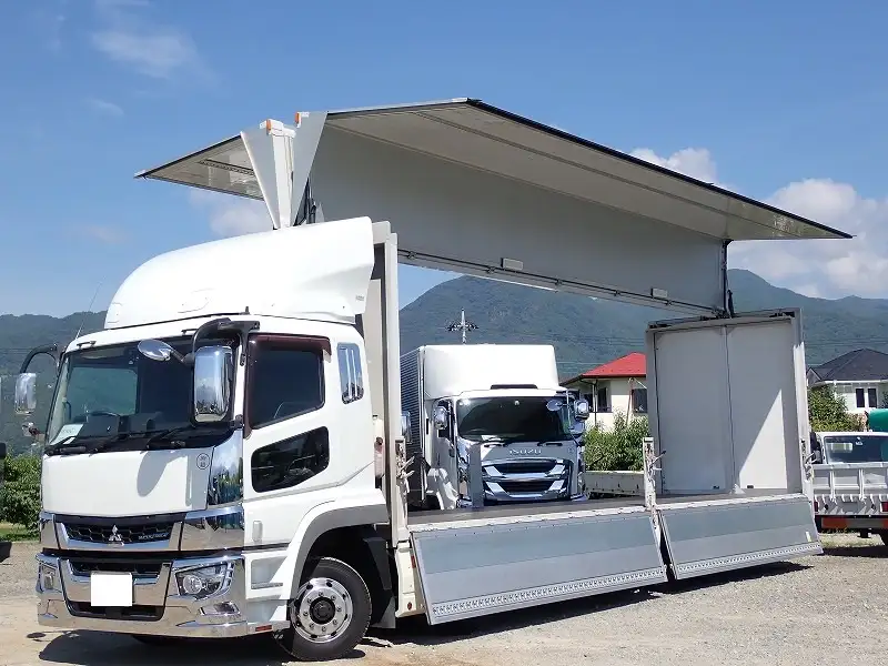 三菱 スーパーグレート 大型 ウイング エアサス ベッド の中古トラック【車両No.170752】
