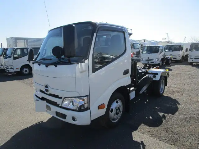 日野 デュトロ 小型 アームロール ツインホイスト 2KG-XZU605M の中古トラック【車両No.170973】