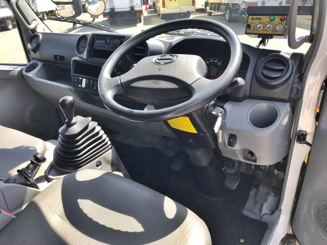 日野 デュトロ 小型 パッカー車(塵芥車) プレス式 TKG-XZU600Xの中古トラック画像10