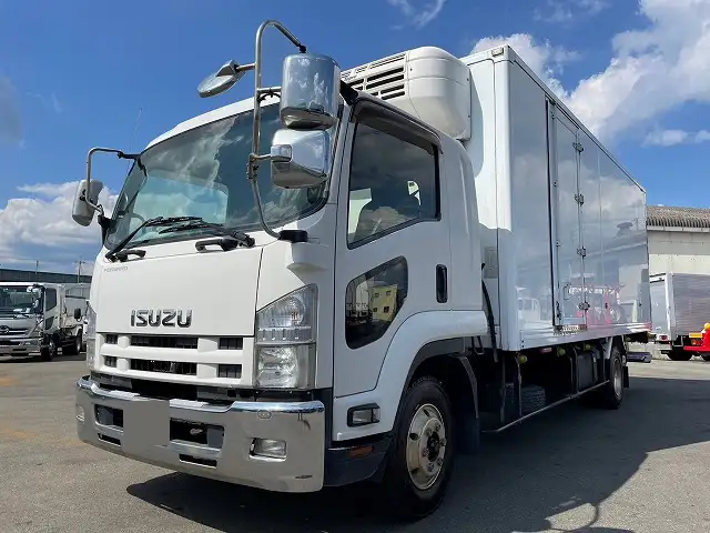 いすゞ フォワード 中型/増トン 冷凍冷蔵 低温 パワーゲート の中古トラック【車両No.171212】