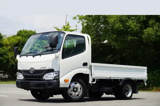 トヨタ ダイナ 小型 平ボディ TPG-XZC605 H30 の中古トラック【車両No.171328】