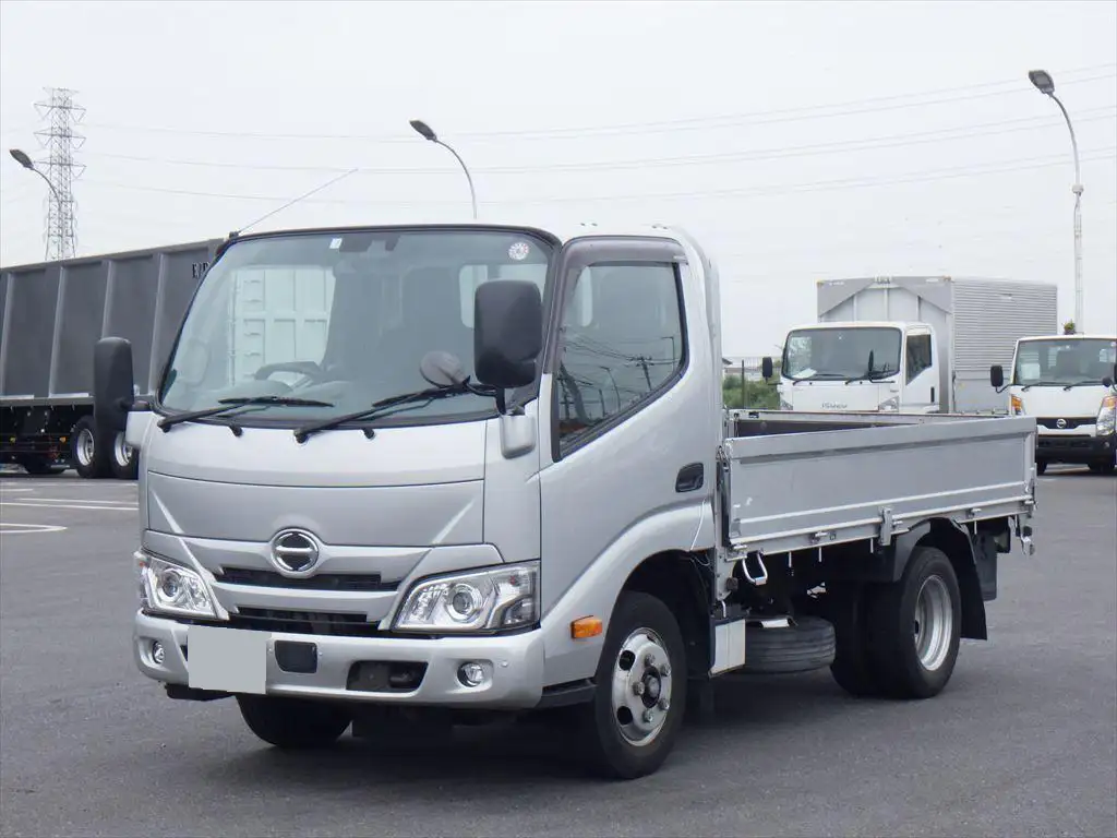 日野 デュトロ 小型 平ボディ 2RG-XZU605M R3 の中古トラック【車両No.170907】