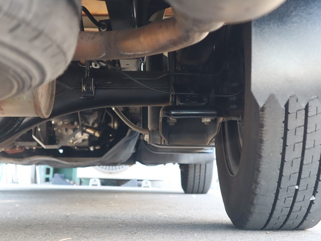 日産 アトラス 小型 平ボディ パワーゲート 床鉄板｜画像16