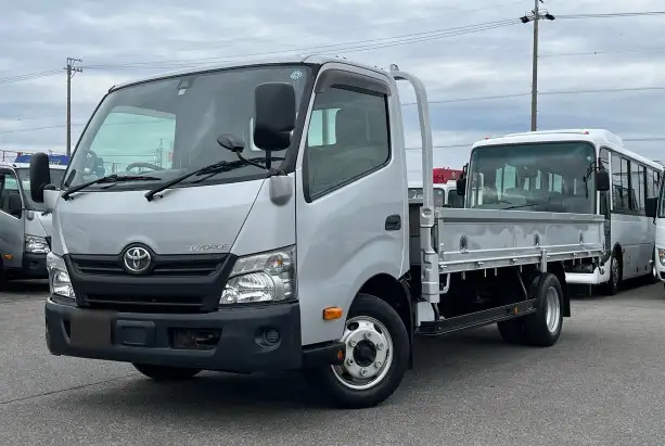 トヨタ トヨエース 小型 平ボディ TPG-XZU712 H30 の中古トラック【車両No.171821】