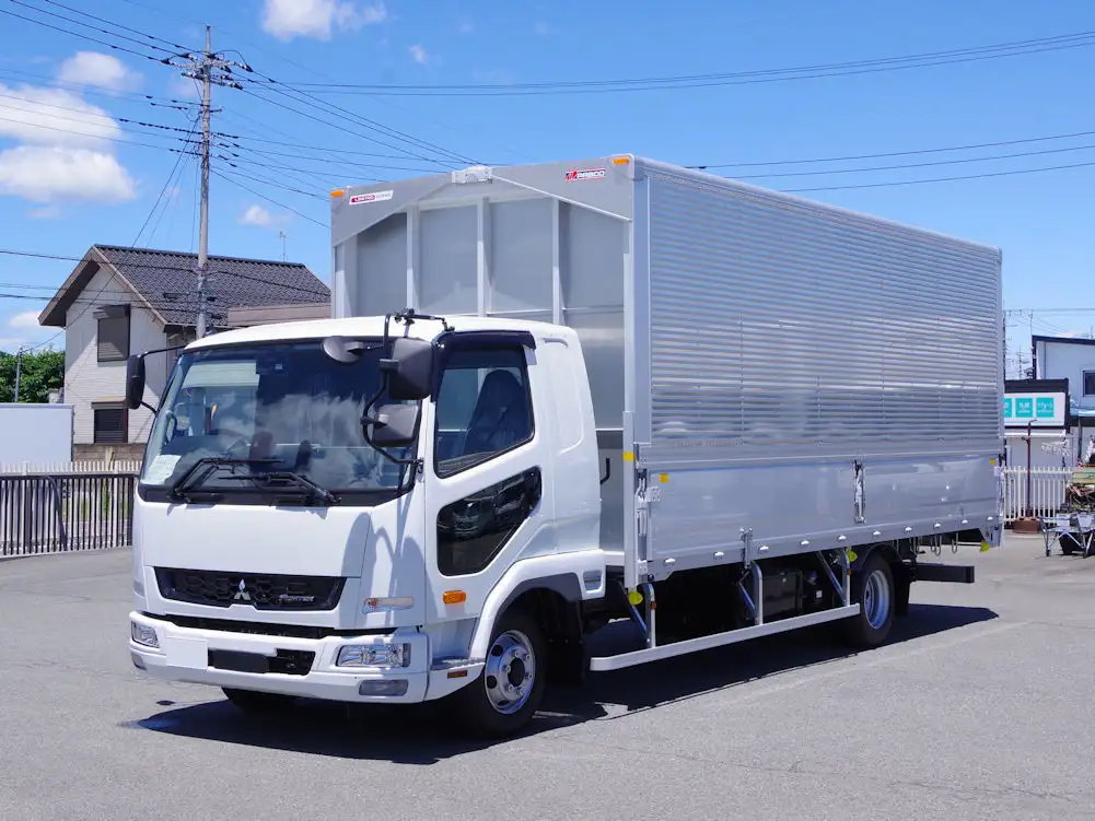 三菱 ファイター 中型/増トン ウイング エアサス ベッド の中古トラック【車両No.171902】