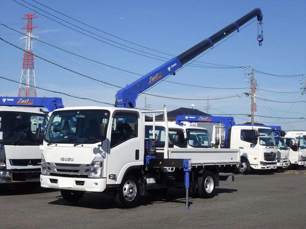 いすゞ エルフ 小型 クレーン付 4段 ラジコン の中古トラック【車両No.172279】