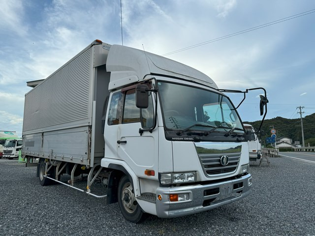 日産UD コンドル 中型/増トン ウイング ベッド PB-MK36A｜画像2