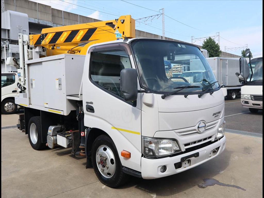 日野 デュトロ 小型 高所・建柱車 高所作業車 TKG-XZU675Mの中古トラック画像2