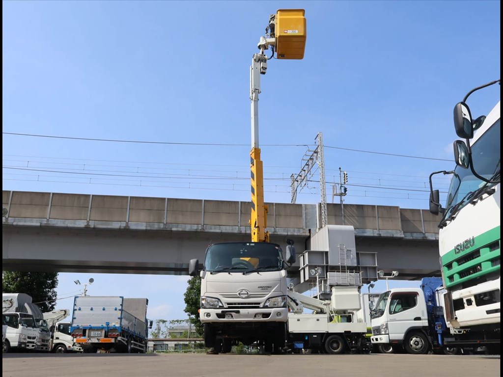 日野 デュトロ 小型 高所・建柱車 高所作業車 TKG-XZU675Mの中古トラック画像6