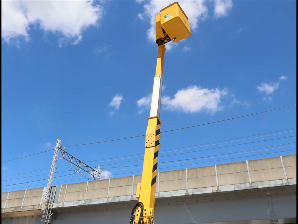 日野 デュトロ 小型 高所・建柱車 高所作業車 電工仕様の中古トラック画像8