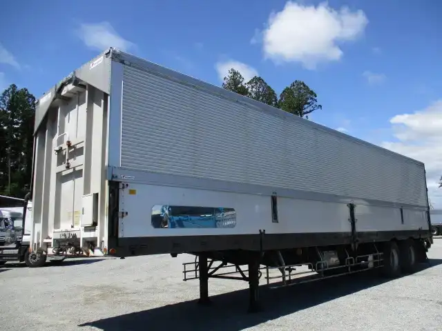 国内・その他 国産車その他 トレーラー/その他 トレーラー 2軸 エアサス の中古トラック【車両No.172673】