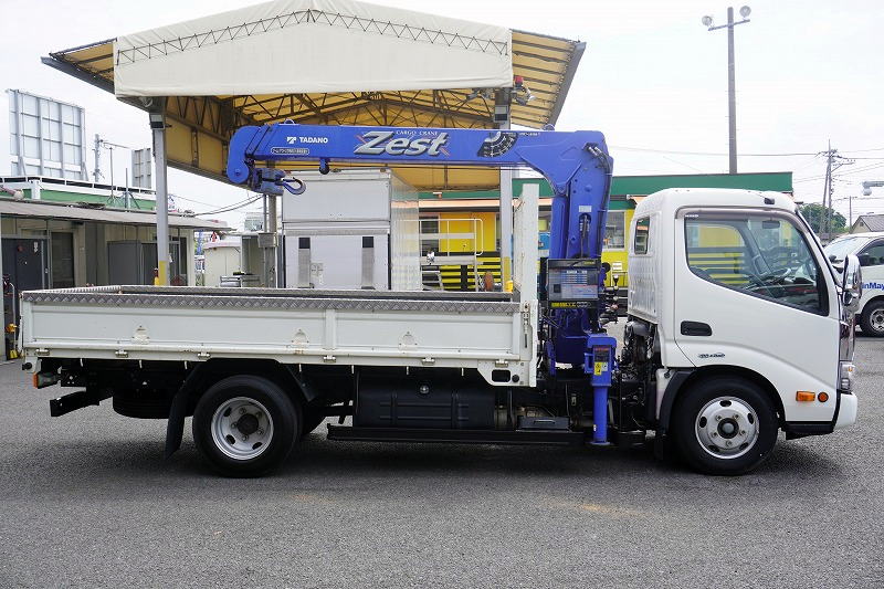 日野 デュトロ 小型 クレーン付き(ユニック) 3段 ラジコン｜画像2