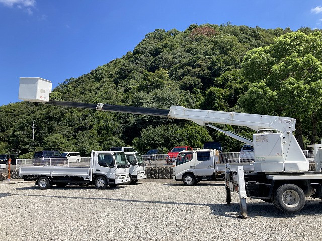 いすゞ エルフ 小型 高所・建柱車 高所作業車 電工仕様の中古トラック画像4