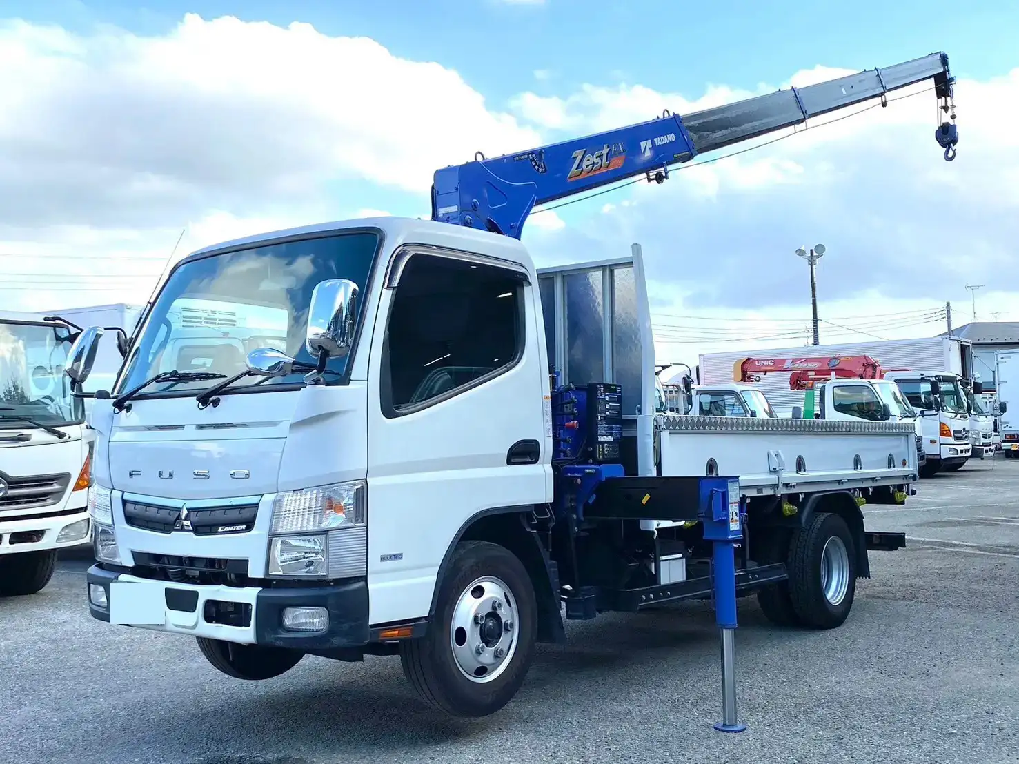 三菱 キャンター 小型 クレーン付 4段 ラジコン の中古トラック【車両No.172813】