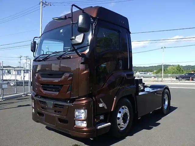 いすゞ ギガ 大型 トラクター ハイルーフ 1デフ の中古トラック【車両No.172922】