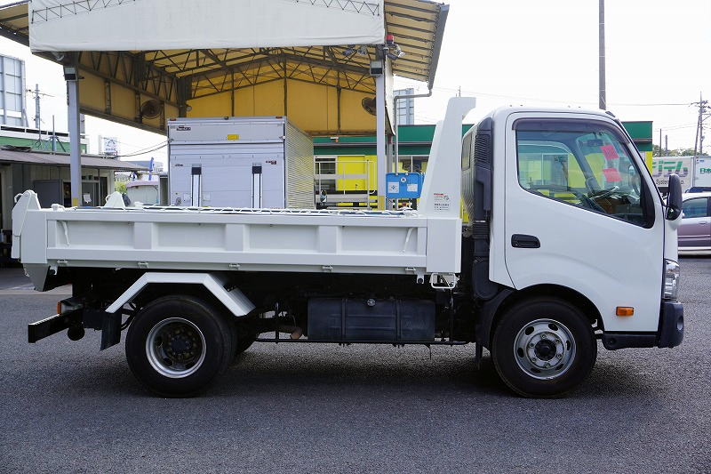 日野 デュトロ 小型 ダンプ ローダー 強化の中古トラック画像2