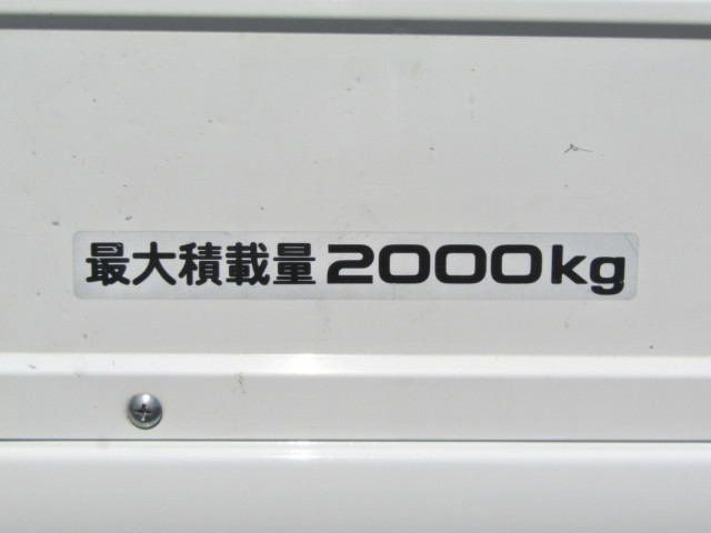 いすゞ エルフ 小型 平ボディ 2RG-NJR88A R2の中古トラック画像7