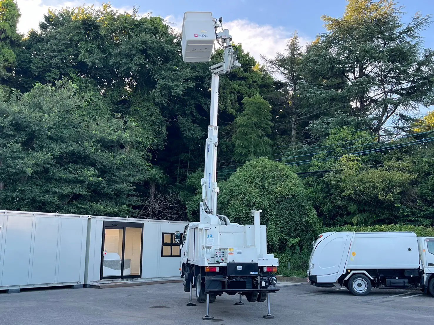 日野 デュトロ 小型 高所・建柱車 高所作業車 電工仕様｜画像9