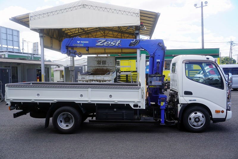 日野 デュトロ 小型 クレーン付き(ユニック) 3段 ラジコン｜画像2