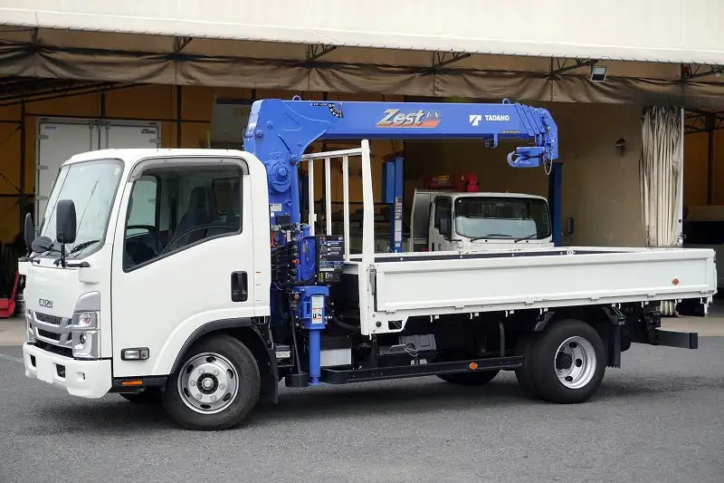 いすゞ エルフ 小型 クレーン付 4段 ラジコン の中古トラック【車両No.173427】