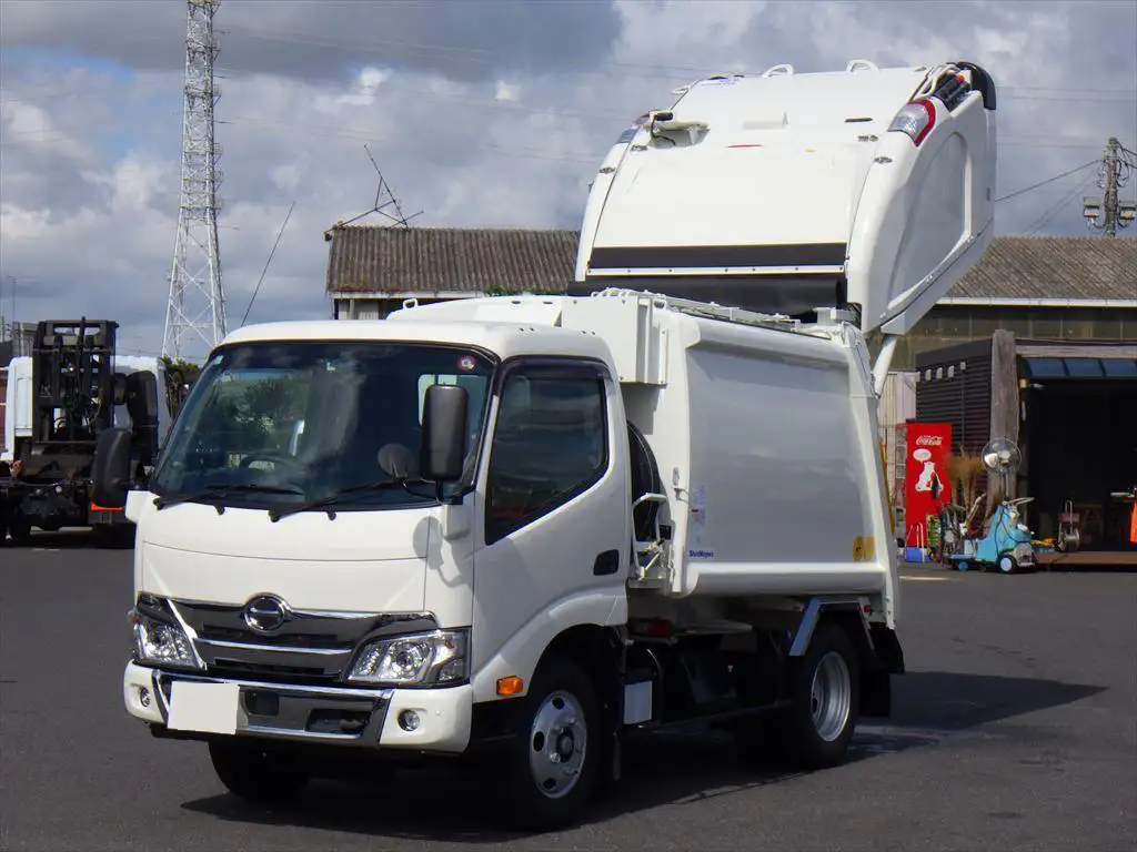 日野 デュトロ 小型 パッカー車 プレス式 2RG-XZU605X の中古トラック【車両No.173556】