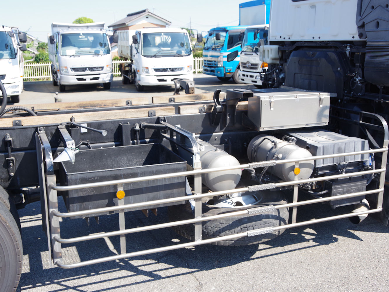 いすゞ ギガ 大型 ダンプ 土砂禁 ステンレス張り｜画像15