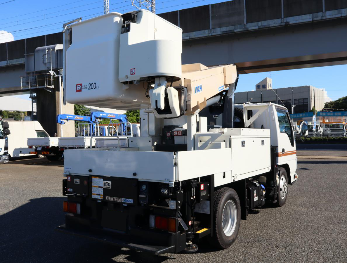 いすゞ エルフ 小型 高所・建柱車 高所作業車 電工仕様｜画像2