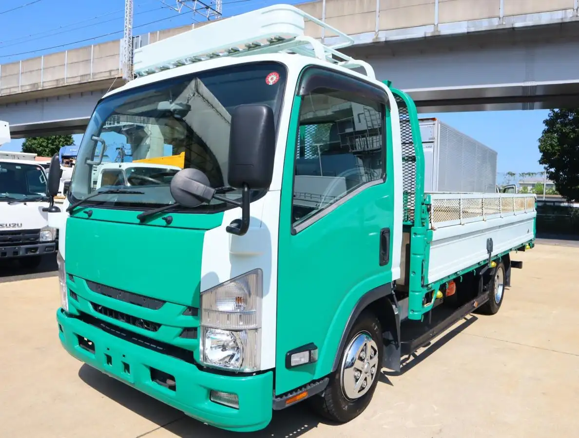 いすゞ エルフ 小型 平ボディ 床鉄板 TRG-NPR85AR の中古トラック【車両No.173388】