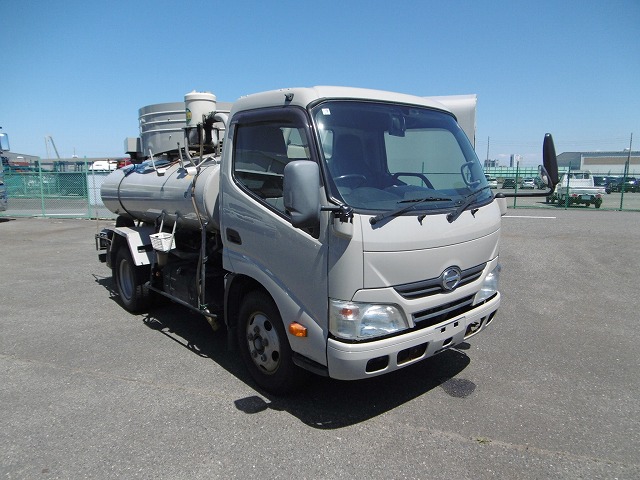 日野 デュトロ 小型 タンク車 バキューム TKG-XZU600E｜画像3