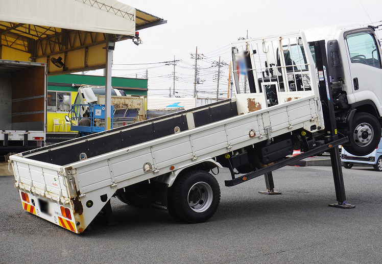 いすゞ フォワード 中型/増トン 車両重機運搬 ラジコン ウインチの中古トラック画像4