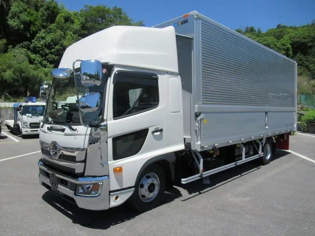 日野 レンジャー 中型/増トン ウイング エアサス ベッド の中古トラック【車両No.173975】