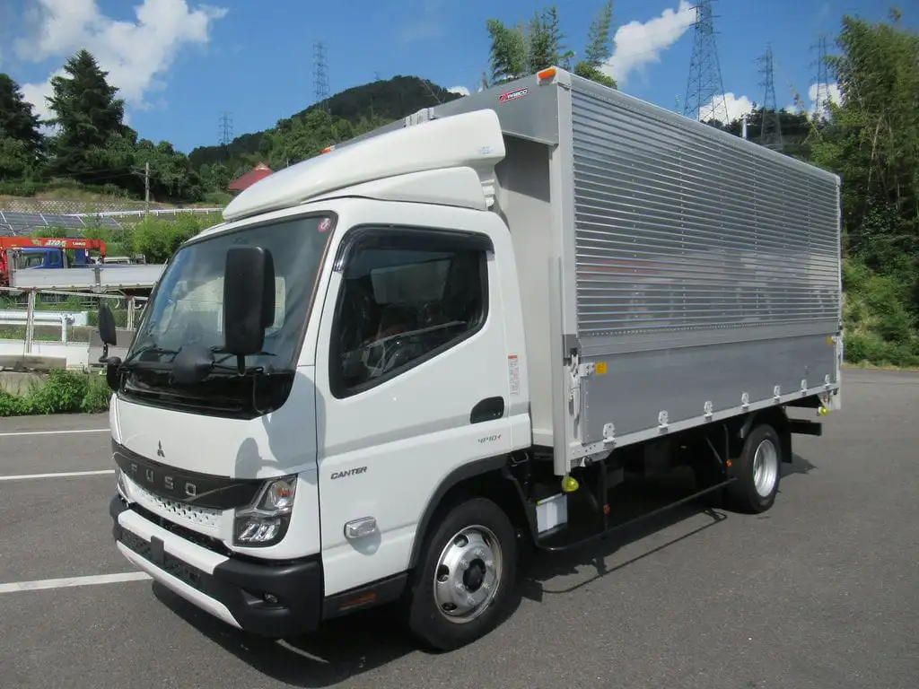 三菱 キャンター 小型 ウイング 2PG-FEB80 R6 の中古トラック【車両No.173964】