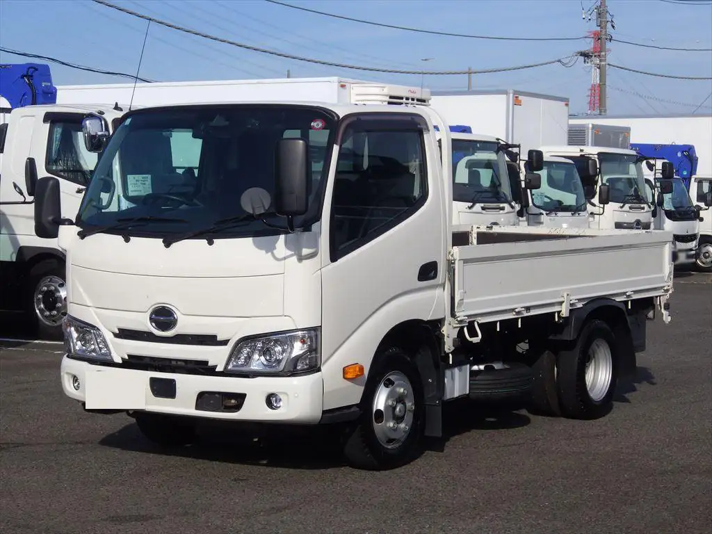日野 デュトロ 小型 平ボディ 2RG-XZC605M R4 の中古トラック【車両No.174055】