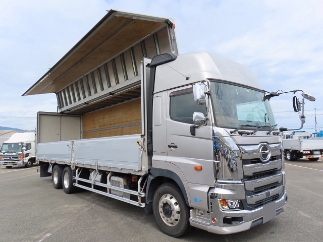 日野 プロフィア 大型 ウイング ハイルーフ エアサス｜画像3