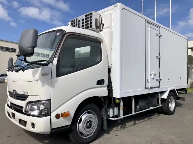 トヨタ ダイナ 小型 冷凍冷蔵 低温 スタンバイ の中古トラック【車両No.174362】